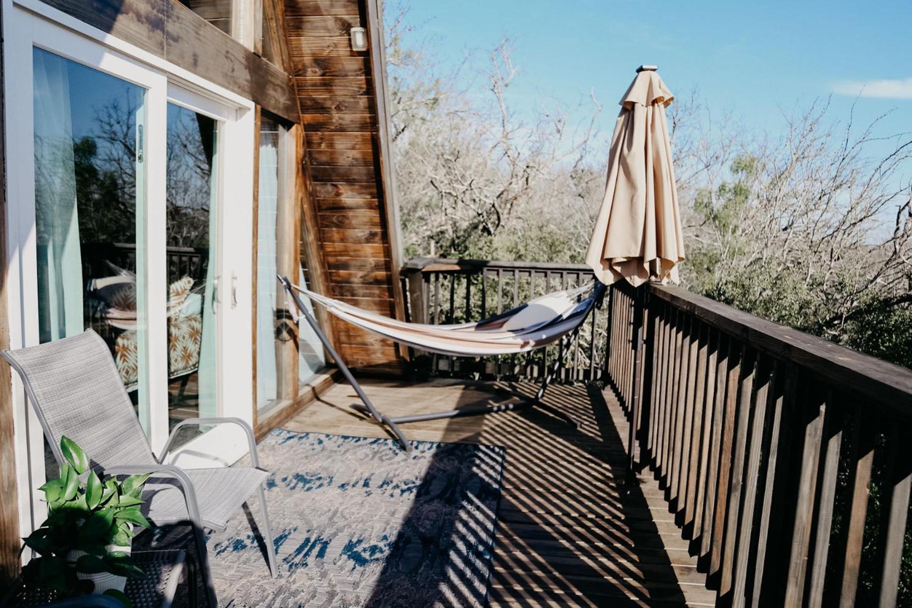 The Maverick: A-Frame W/ Hammock And Tree Top View New Braunfels Exterior foto