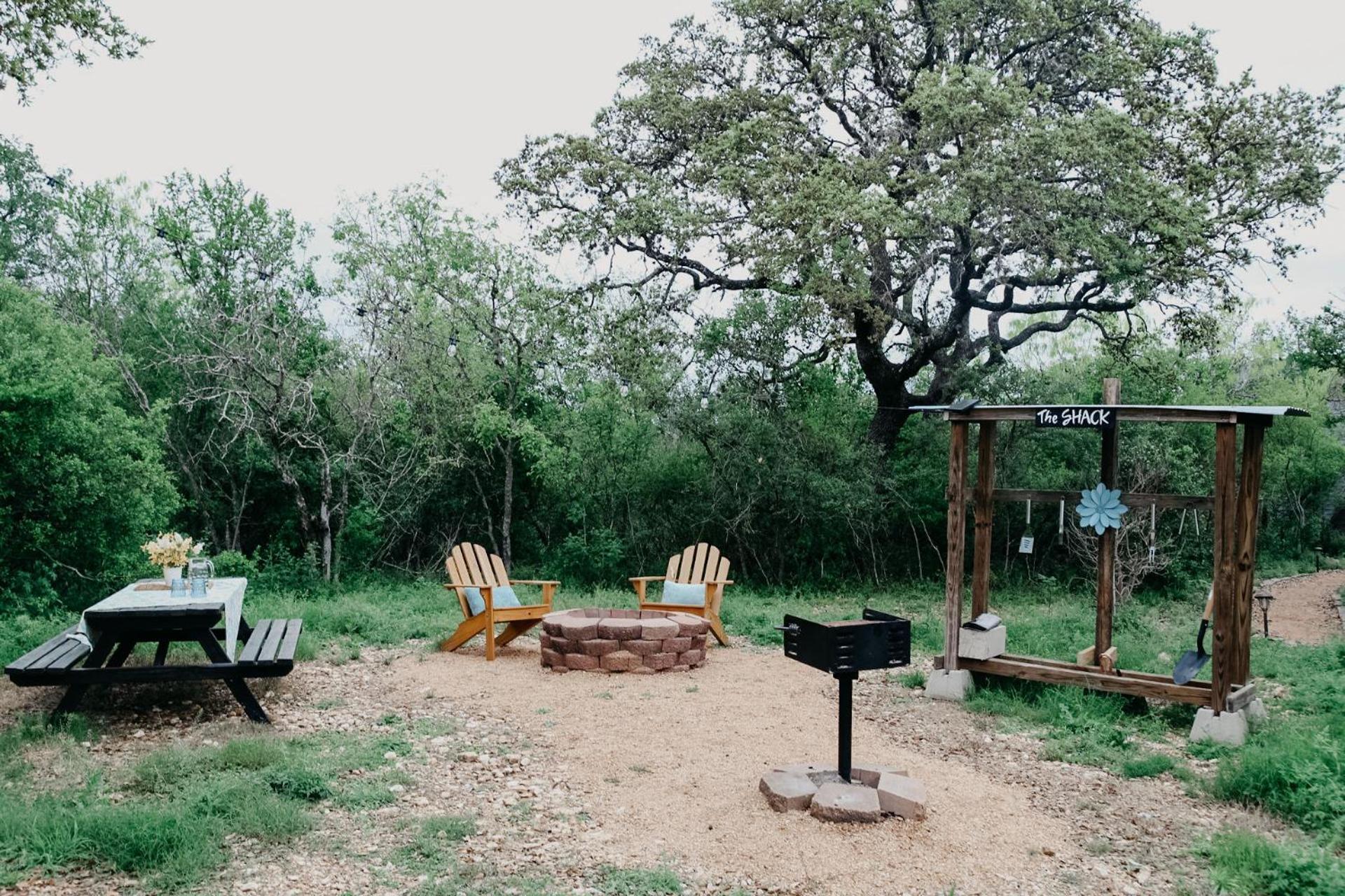 The Maverick: A-Frame W/ Hammock And Tree Top View New Braunfels Exterior foto