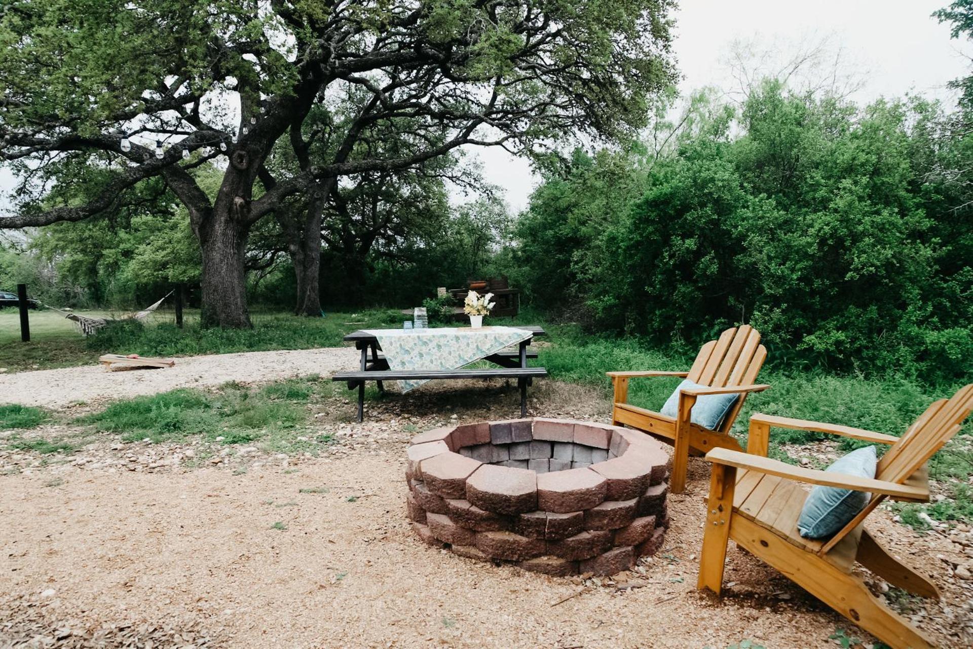 The Maverick: A-Frame W/ Hammock And Tree Top View New Braunfels Exterior foto